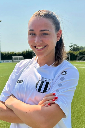 Nelia Cremer