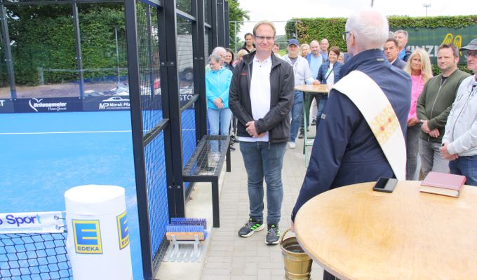 Tennisabteilung eröffnet Padelanlage