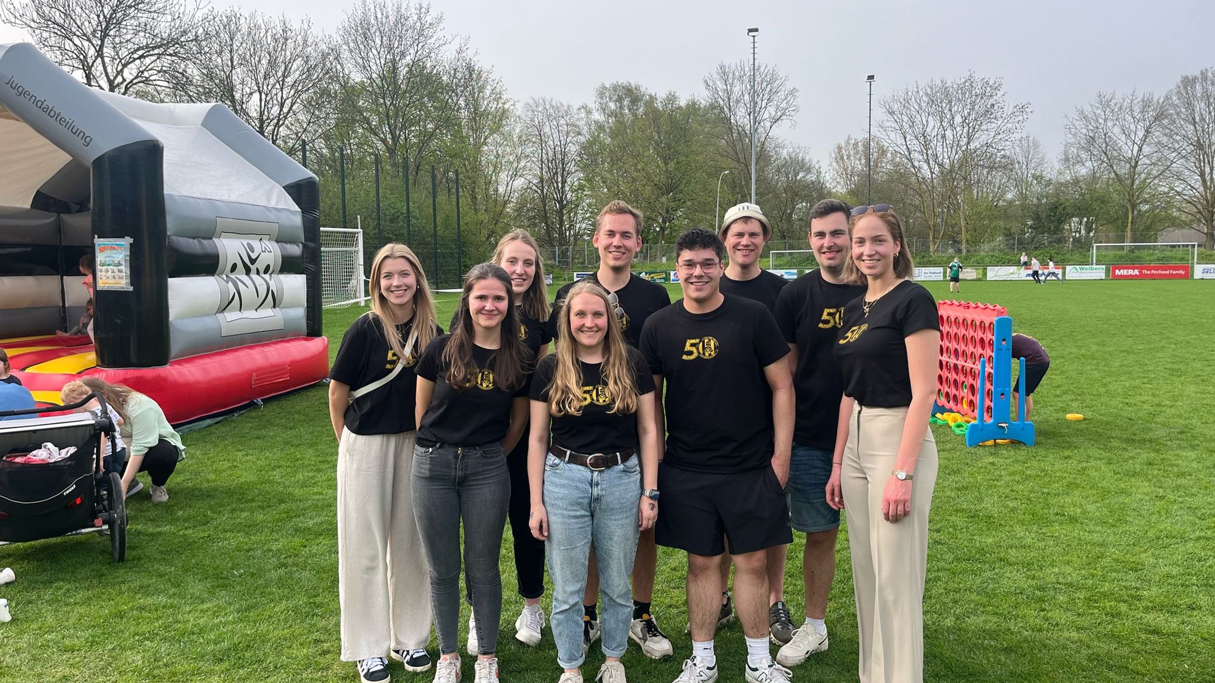Der aktuelle Jugendvorstand: 
Laura Ingenhaag (Jugendleiterin), Leon Hebben (stellvertretender Jugendleiter), Sarah van Bebber (stellvertretende Jugendleiterin), Franka Jansen (Kassiererin), Maria Kurowski, Matilda Roest, Paul Michels, Martin Feller (Beisitzer/innen), Marvin Ingenhaag (Zeugwart) 